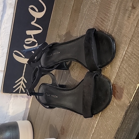 Womens Pelle Moda suede heels - Picture 3 of 7